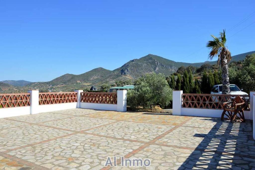 Villa Las Palmeras - Ein Stück vom Paradies - Behagliches Haus mit Pool Algodonales Exterior foto