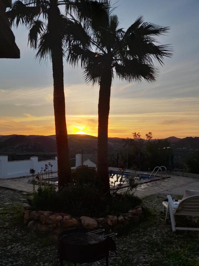 Las Palmeras - Ein Stück vom Paradies - Behagliches Haus mit Pool Algodonales Exterior foto
